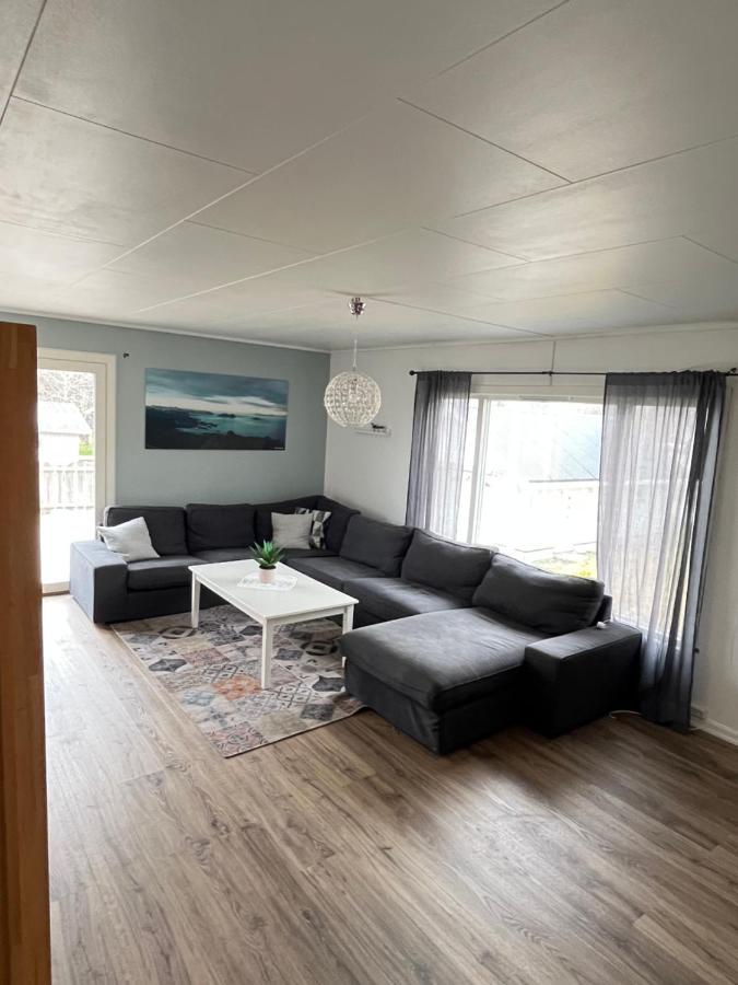 Апартаменти Hus Sentralt I Lofoten Лекнес Екстер'єр фото